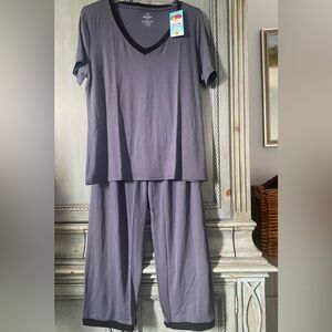 2 pair Fruit of the Loom Gray w/ Black trim Women's Pajama Sets (sold together)
